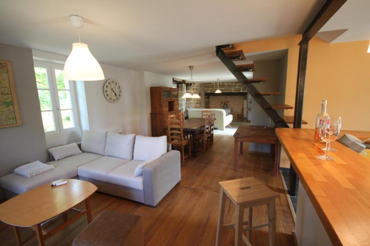 Maison De Vacances A Lissac-Sur-Couze מראה חיצוני תמונה