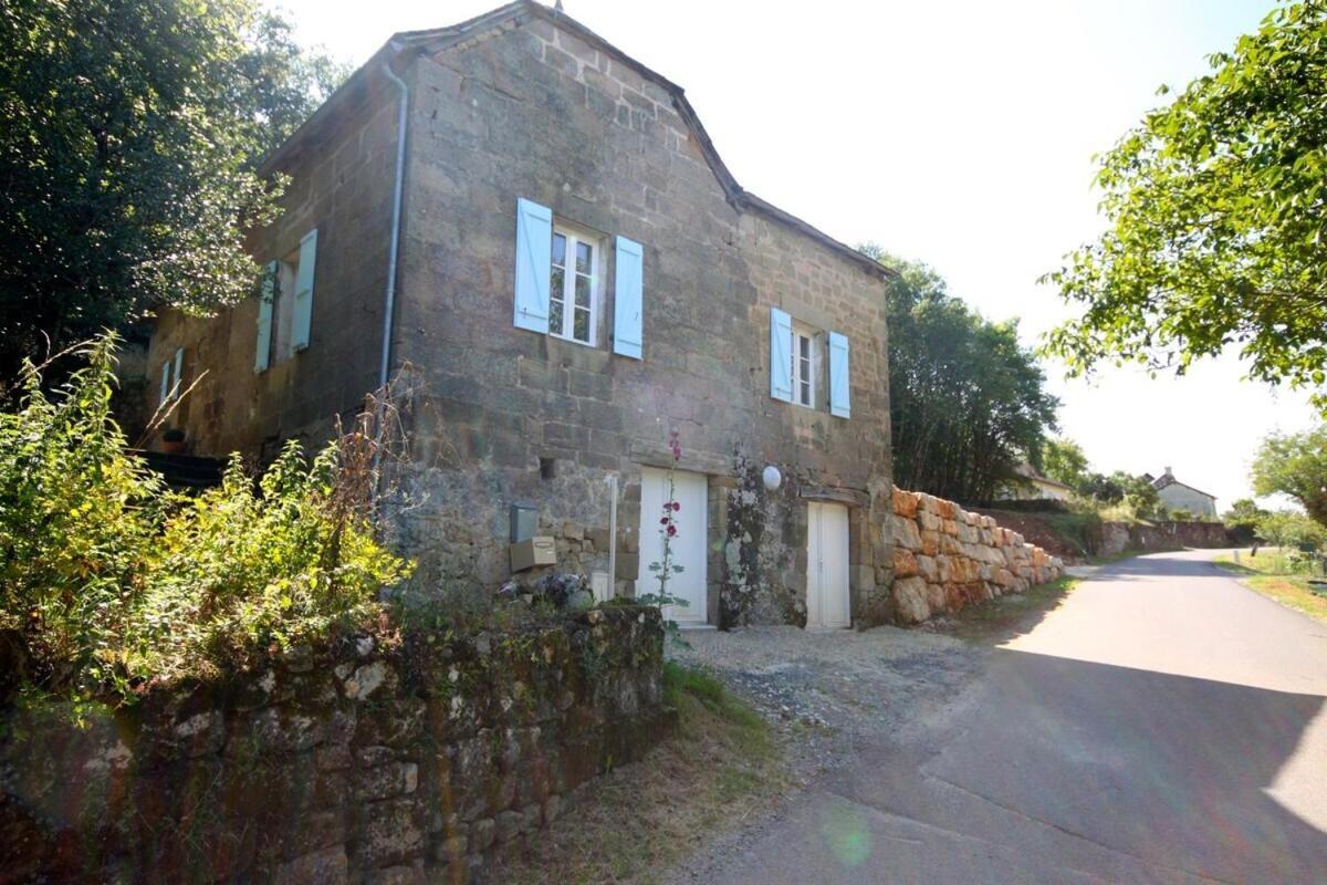 Maison De Vacances A Lissac-Sur-Couze מראה חיצוני תמונה